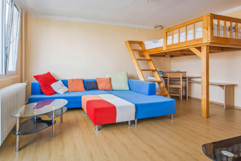 Prodej bytu 1+kk v osobním vlastnictví 36 m², Hradec Králové