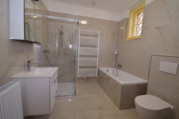 Pronájem bytu 3+1 v osobním vlastnictví 89 m², Český Krumlov