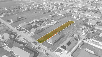 Prodej pozemku 1292 m², Perná