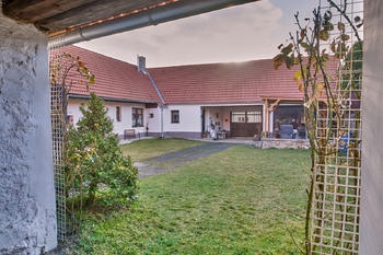 Prodej domu 160 m², Drhovle