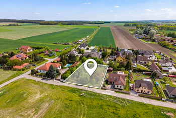 Prodej pozemku 1530 m², Malý Újezd