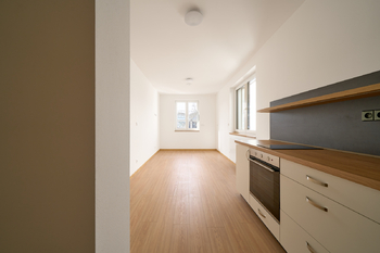 Pronájem bytu 1+kk v osobním vlastnictví 30 m², Hradec Králové