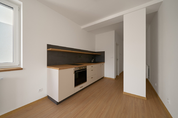 Pronájem bytu 1+kk v osobním vlastnictví 30 m², Hradec Králové
