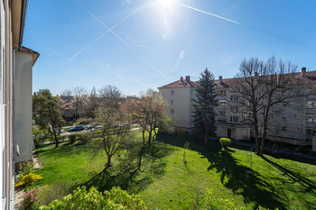 pohled z terasy - Prodej bytu 3+1 v osobním vlastnictví 93 m², Praha 10 - Strašnice