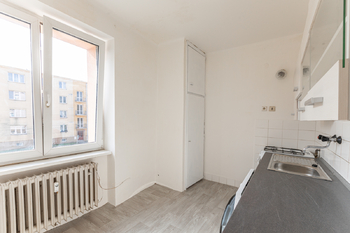 Pronájem bytu 1+1 v družstevním vlastnictví 35 m², Praha 6 - Veleslavín