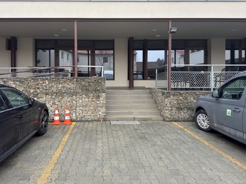 Pronájem obchodních prostor 1100 m², Brno