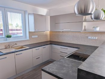 Prodej domu 153 m², Tišice