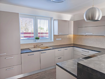 Prodej domu 153 m², Tišice