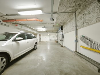 Prodej garážového stání, Praha 9 - Kbely