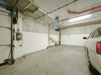 Prodej garážového stání, Praha 9 - Kbely