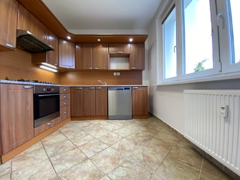 Prodej bytu 3+1 v osobním vlastnictví 80 m², Jirkov