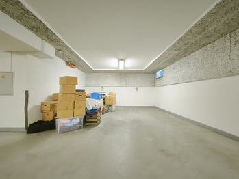 Prodej garážového stání, Praha 9 - Kbely