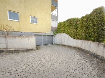 Prodej garážového stání, Praha 9 - Kbely