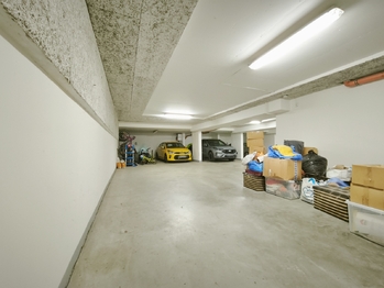 Prodej garážového stání, Praha 9 - Kbely