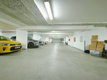 Prodej garážového stání, Praha 9 - Kbely