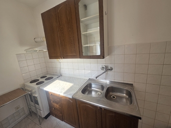 byt- kuchyně - Prodej domu 180 m², České Budějovice