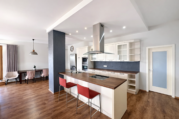 Pronájem bytu 4+kk v osobním vlastnictví 4561 m², Plzeň