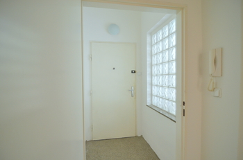 předsíň u vstupu do bytu 1,4 m2  - Pronájem bytu 3+1 v osobním vlastnictví 78 m², Praha 8 - Libeň