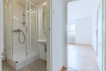 Pronájem bytu 2+kk v osobním vlastnictví 63 m², Praha 10 - Vršovice