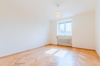 Pronájem bytu 2+kk v osobním vlastnictví 63 m², Praha 10 - Vršovice