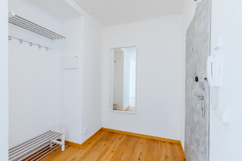 Pronájem bytu 2+kk v osobním vlastnictví 63 m², Praha 10 - Vršovice