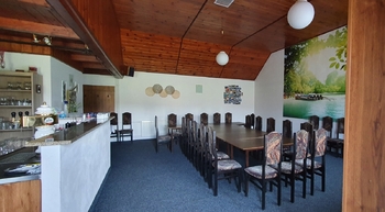 Restaurace - Prodej ubytovacího zařízení 260 m², Holubov