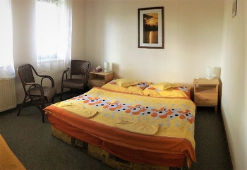 Ubytovaní 1 - Prodej ubytovacího zařízení 260 m², Holubov