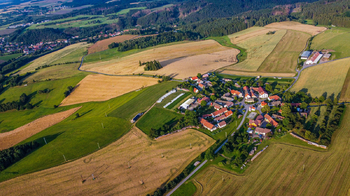 Prodej pozemku 5619 m², Milasín