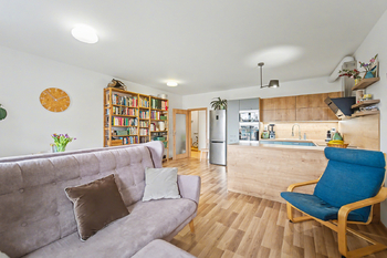 Prodej bytu 3+kk v osobním vlastnictví 96 m², Praha 10 - Uhříněves