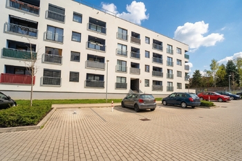 Prodej bytu 3+kk v osobním vlastnictví 96 m², Praha 10 - Uhříněves