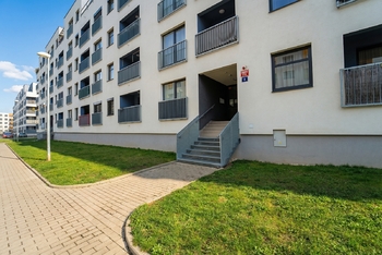 Prodej bytu 3+kk v osobním vlastnictví 96 m², Praha 10 - Uhříněves