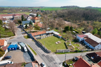pozemek z domu - upraveno - Prodej pozemku 761 m², Veleň