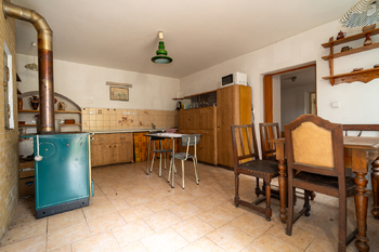 Prodej pozemku 4331 m², Úmyslovice