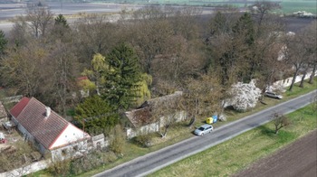 Prodej pozemku 4331 m², Úmyslovice