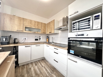 Prodej bytu 3+1 v osobním vlastnictví 75 m², Chomutov