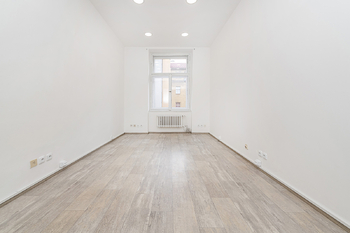 Prodej bytu 3+1 v osobním vlastnictví 110 m², Praha 2 - Nové Město