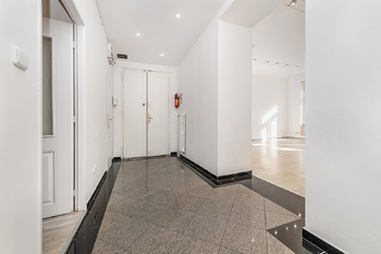 Prodej bytu 3+1 v osobním vlastnictví 110 m², Praha 2 - Nové Město