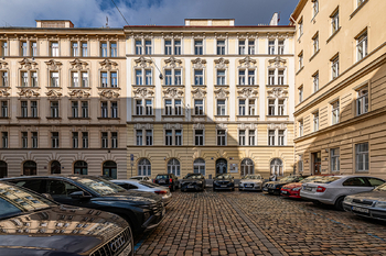 Prodej bytu 3+1 v osobním vlastnictví 110 m², Praha 2 - Nové Město