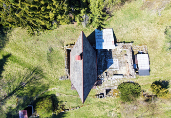 Pohled shora - Prodej chaty / chalupy 54 m², Nejdek