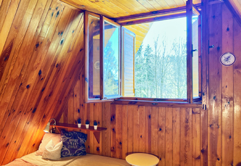 Pohled z okna v podkroví - Prodej chaty / chalupy 54 m², Nejdek