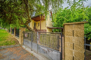 Prodej domu 166 m², Hřebeč