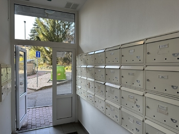 Prodej bytu 2+kk v osobním vlastnictví 43 m², Praha 9 - Kyje