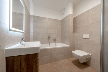 Pronájem bytu 3+kk v družstevním vlastnictví 90 m², Ostrava