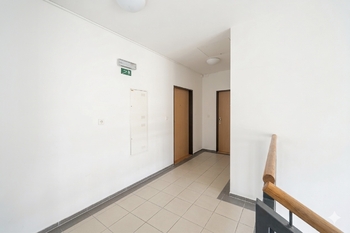 Prodej bytu 1+kk v osobním vlastnictví 50 m², Praha 9 - Vinoř