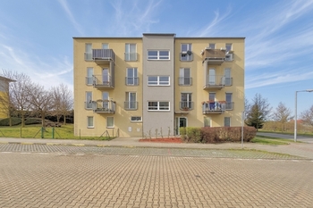 Prodej bytu 1+kk v osobním vlastnictví 50 m², Praha 9 - Vinoř