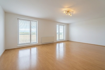 Prodej bytu 1+kk v osobním vlastnictví 50 m², Praha 9 - Vinoř