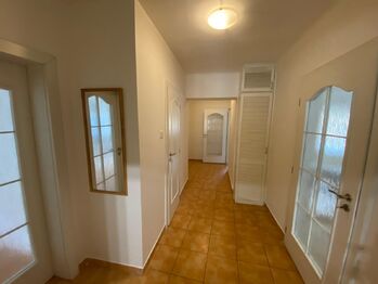 Pronájem bytu 3+1 v osobním vlastnictví 80 m², Praha 2 - Nové Město