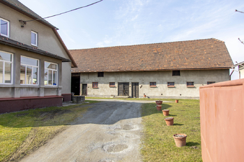 Prodej pozemku 6771 m², Valašské Meziříčí