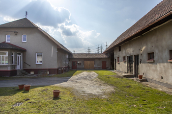 Prodej pozemku 6771 m², Valašské Meziříčí
