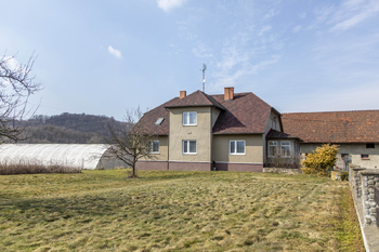 Prodej pozemku 6771 m², Valašské Meziříčí